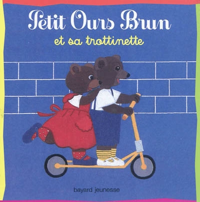 Petit Ours Brun et sa trottinette - 