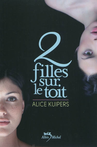 Deux filles sur le toit - 