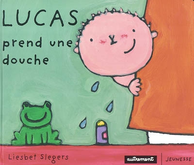 Lucas prend une douche - 