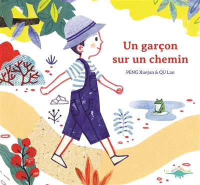 Un garçon sur un chemin - 