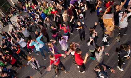 "accéder à l'événement " Atelier Flash mob ! Pour les 10 ans de la médiathèque Elsa Triolet